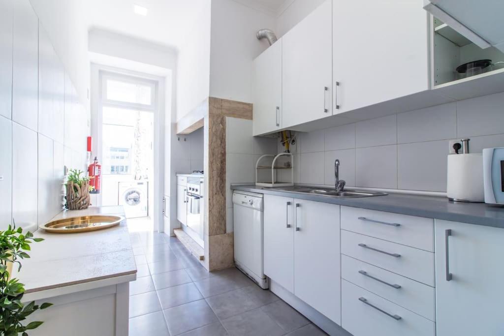 Downtown 7 Bedroom Apartment - Liberdade Lisboa Ngoại thất bức ảnh